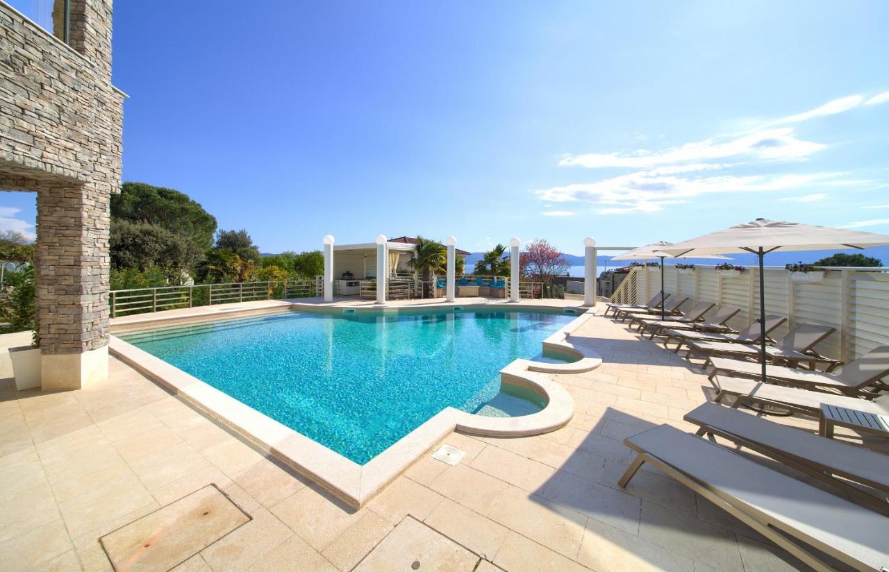 Villa Piano Pinezici  Exterior photo